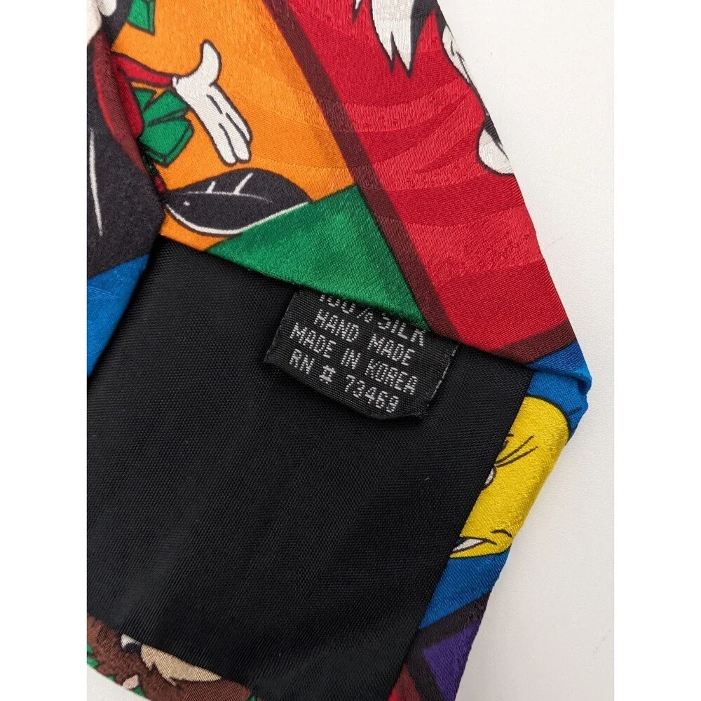 Looney Tunes Silk Warner Brother's Vintage 1997 Neck Tie Taz Bugs Marvin Pepe